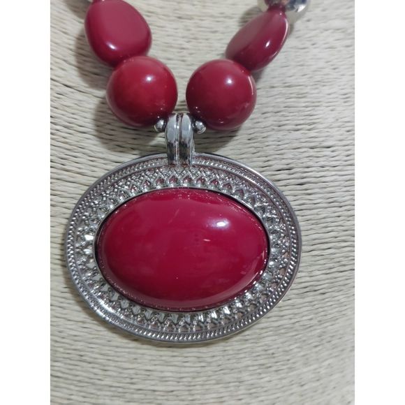Merlot Statement Necklace - Picture 2 of 10